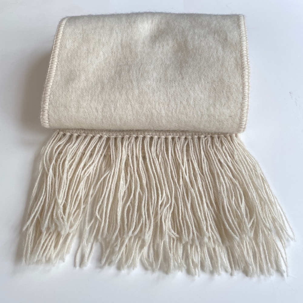 Alpaca‎ Scarf - Picture 3 of 5